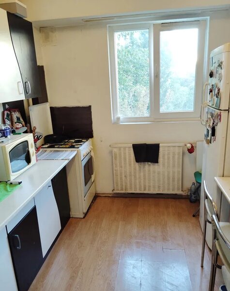 Bulevardul Chisinau, Basarabia, Arena Nationala, 8 min. Mega Mall